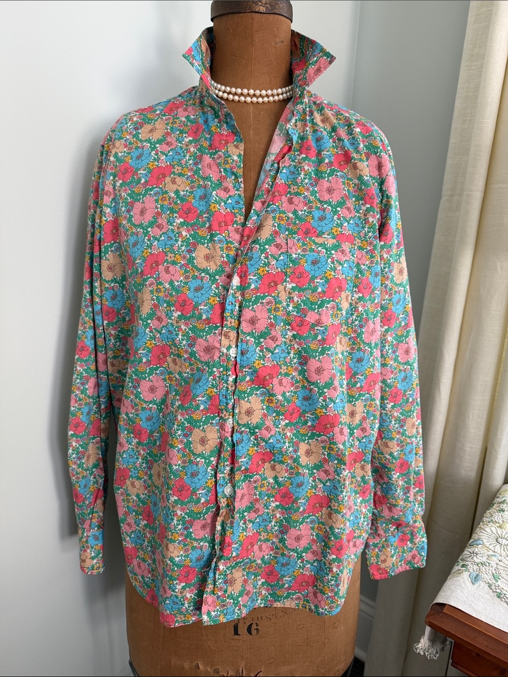 Frank & Eileen Floral Button-Down Shirt in Pink, Blue, Green